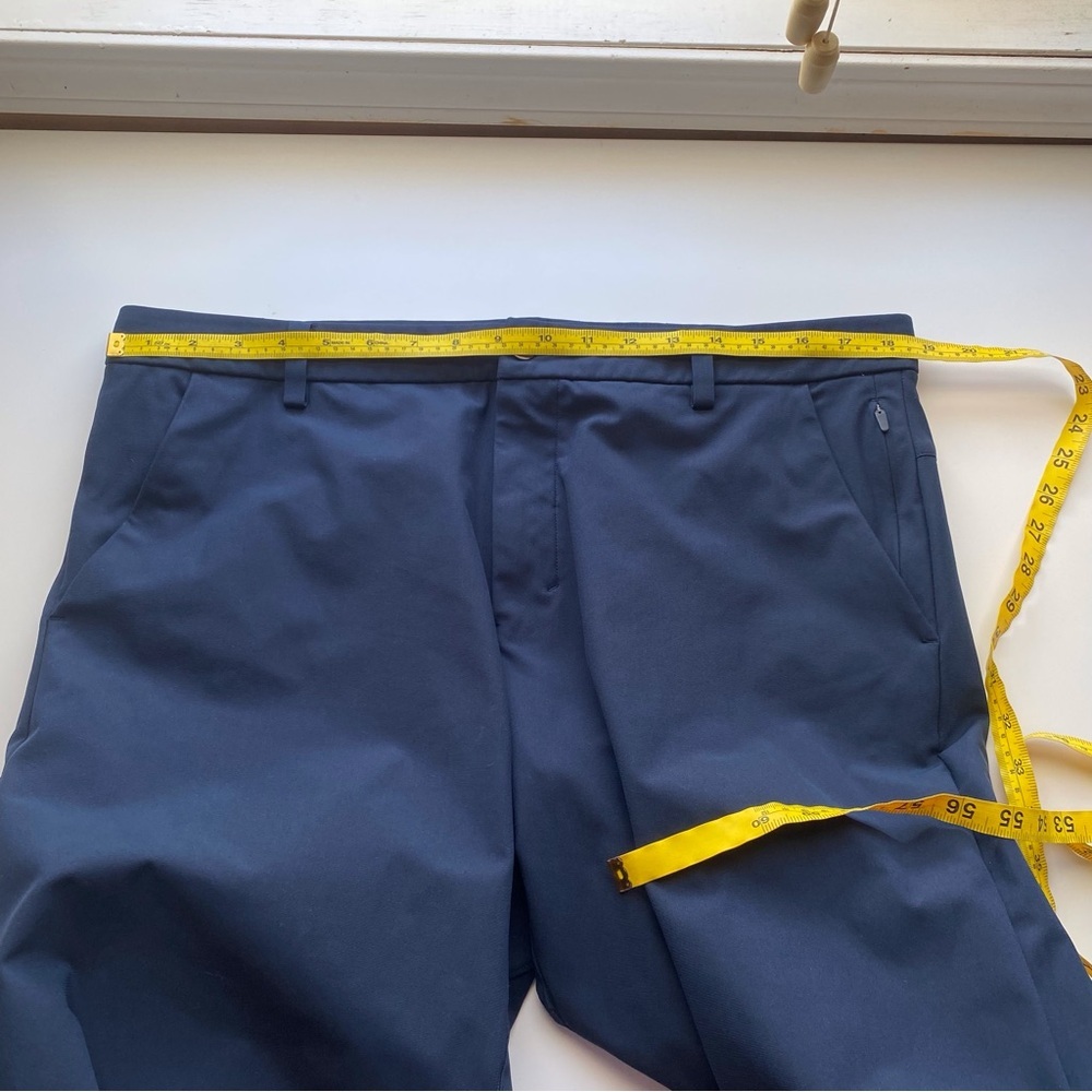 Lululemon Commission Pant Men 36 Classic *Warpstreme 32" True Navy Golf FLAW - Picture 8 of 13